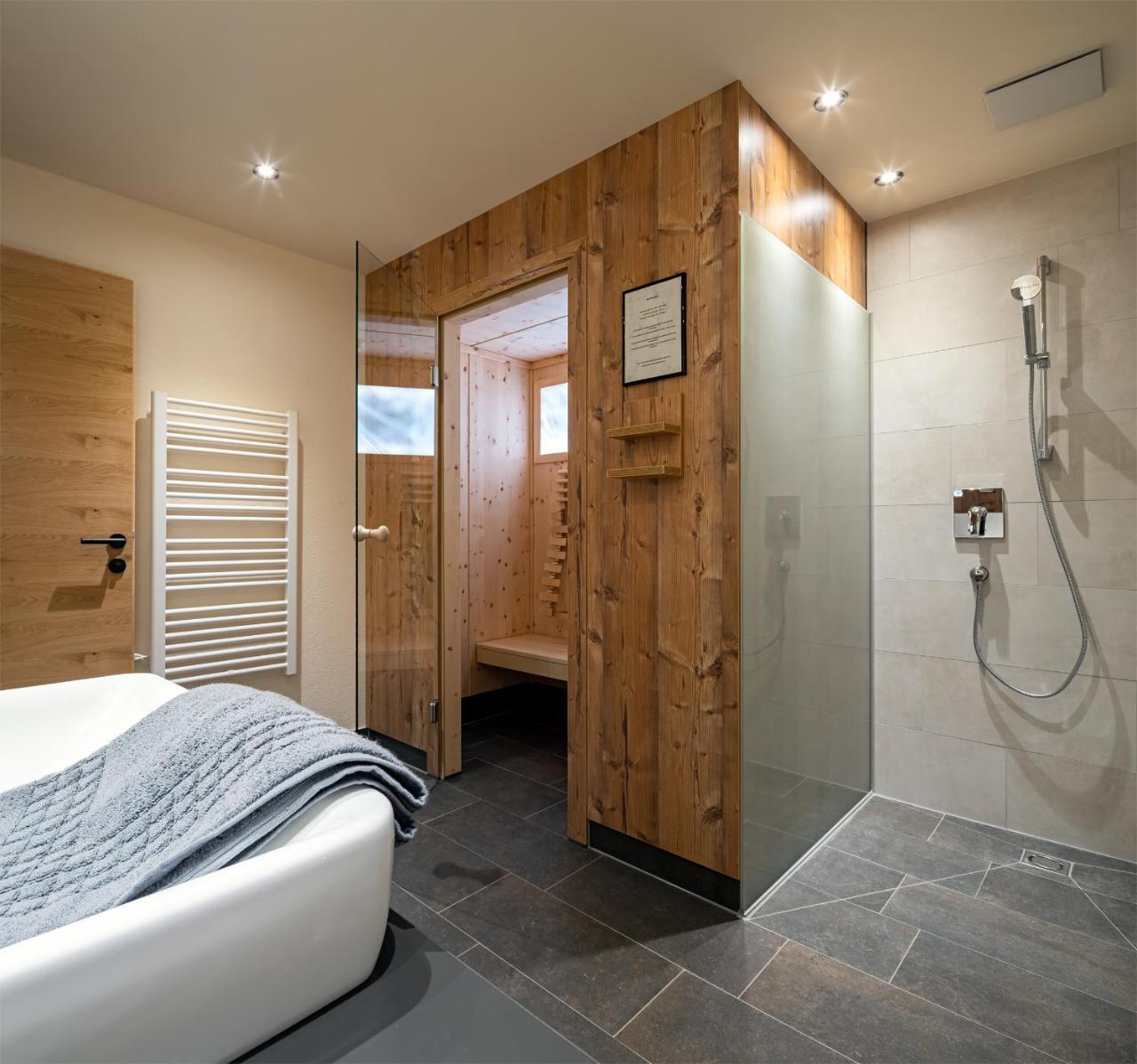 Alpin Chalet Am Burgsee Ladis Extérieur photo